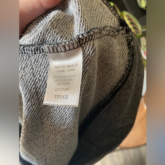 XS Twik Simon’s dark heather grey hoodie. Back to school. Cozy fall. Like new - Picture 8 of 8